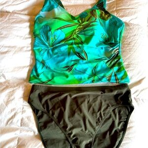 NWOT Christina 2 piece swimsuit 16D